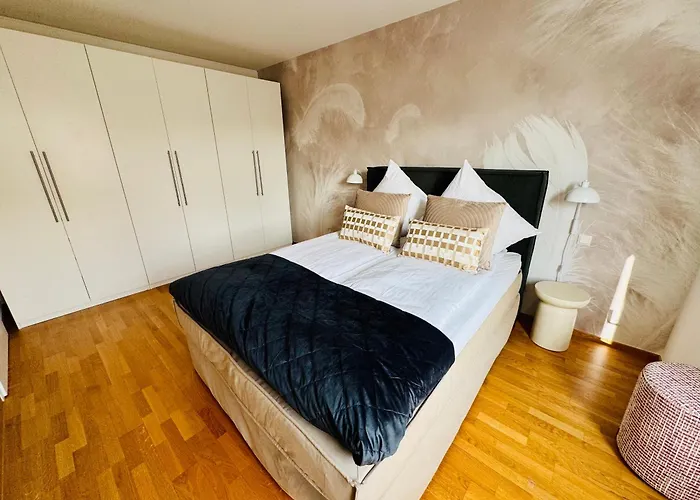 Marie Curie Im Wissenschaftspark * Osnabrück